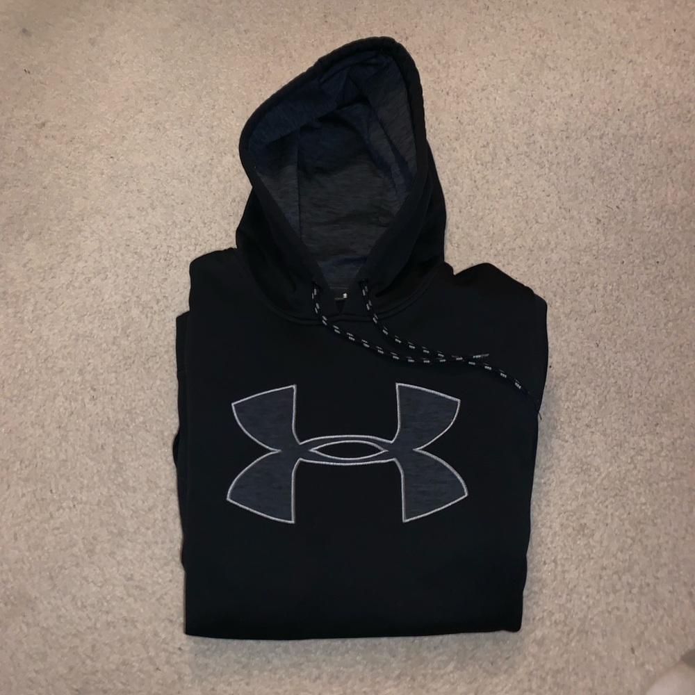 Under armour sweatshirt